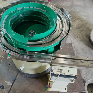 Phễu rung cấp chi tiết y tế