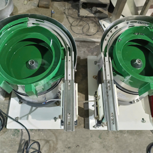 Phễu rung cấp vít lò xo